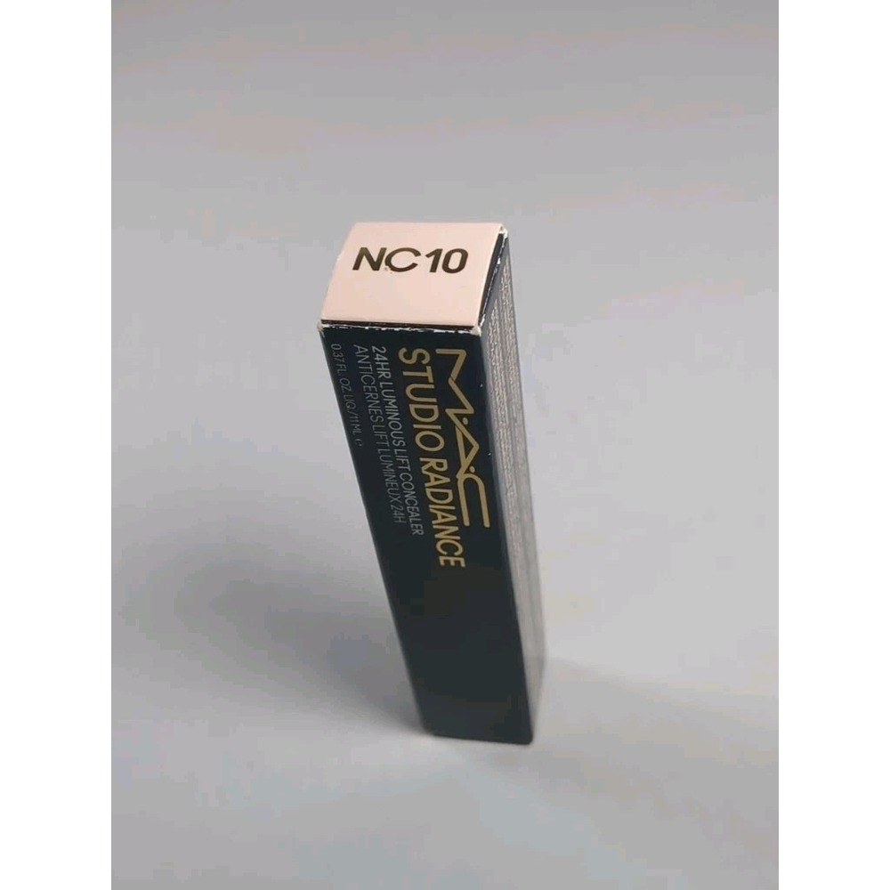 MAC Studio Radiance 24HR Luminous Lift Concealer NC10 0.37oz/11mL NEW IN BOX